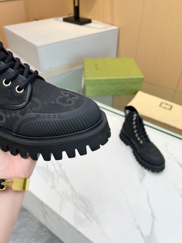 GUCCI WOMEN’S BOOTS - Image 4