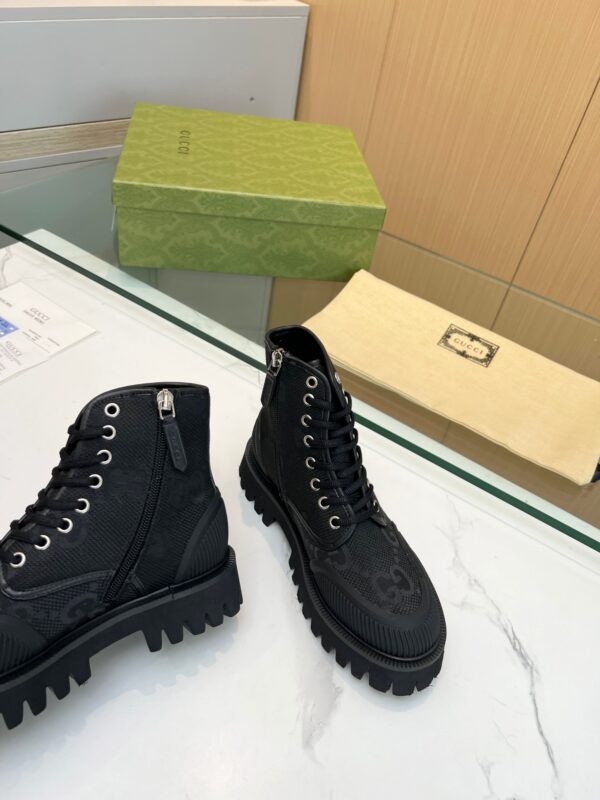 GUCCI WOMEN’S BOOTS - Image 3