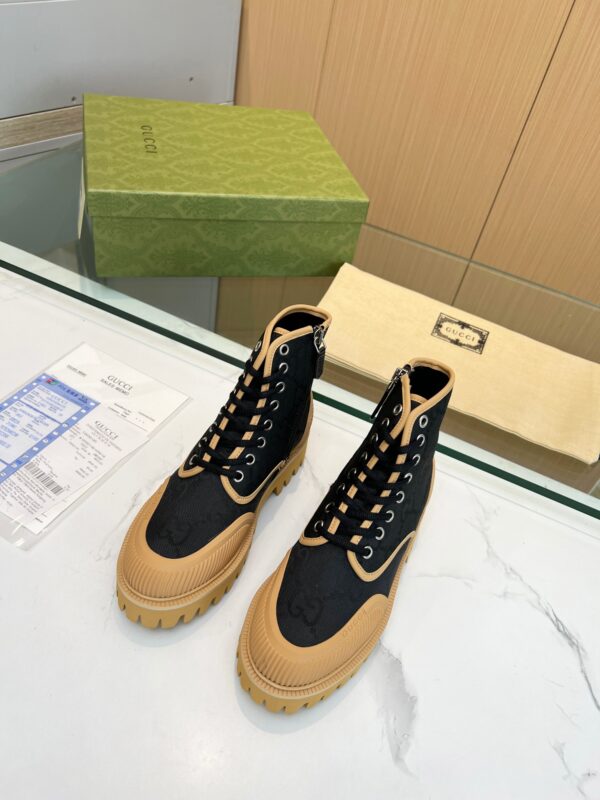 GUCCI WOMEN’S BOOTS - Image 5