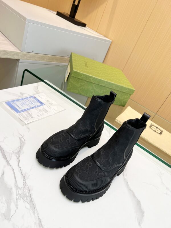 GUCCI WOMEN’S BOOTS - Image 4
