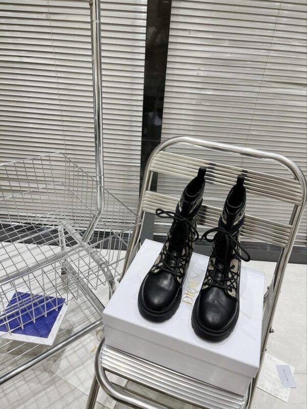 DIOR WOMEN’S BOOTS - Image 2
