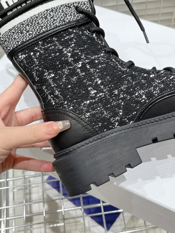DIOR WOMEN’S BOOTS - Image 8