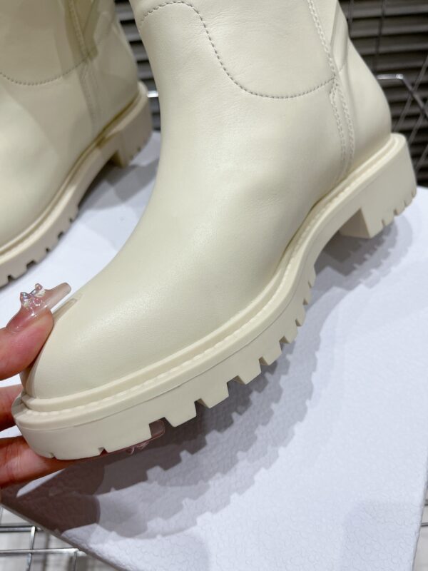 DIOR WOMEN’S BOOTS - Image 7