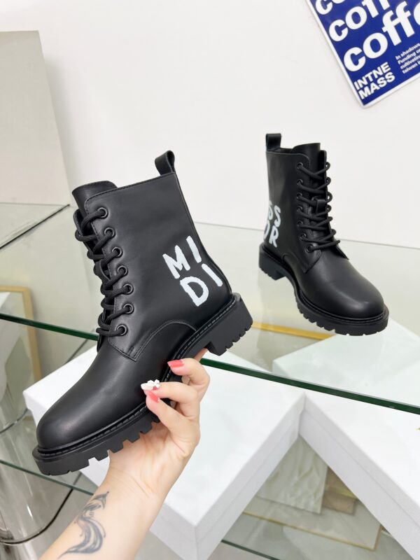 DIOR WOMEN’S BOOTS - Image 10