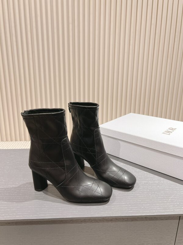 DIOR WOMEN’S BOOTS - Image 4