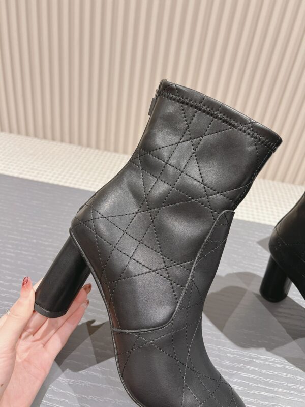 DIOR WOMEN’S BOOTS - Image 8