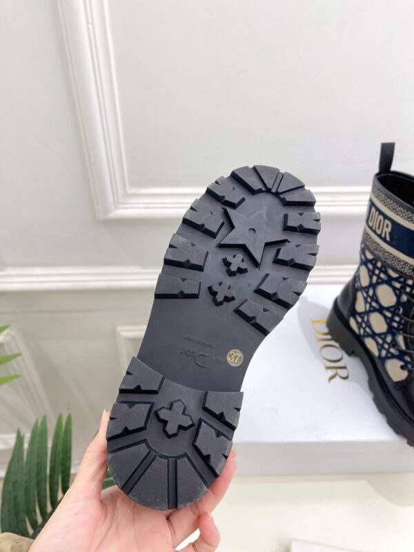DIOR WOMEN’S BOOTS - Image 10