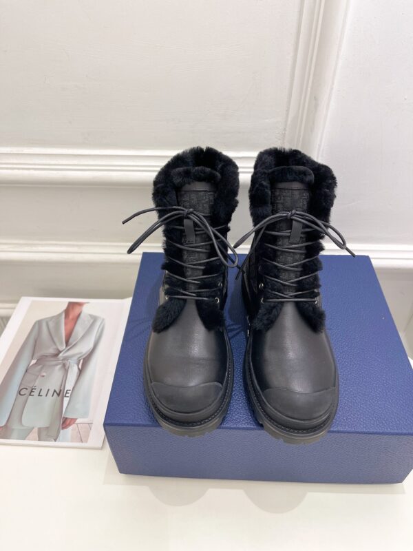 DIOR WOMEN’S BOOTS - Image 10