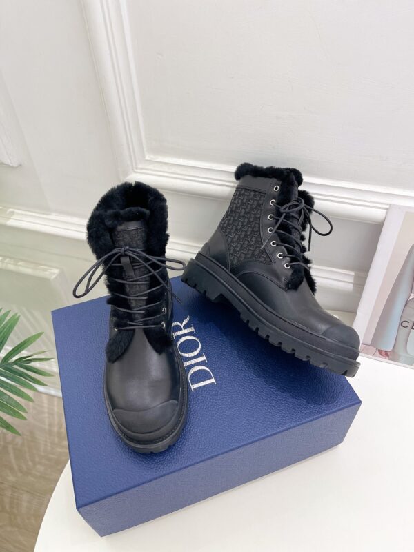 DIOR WOMEN’S BOOTS - Image 9