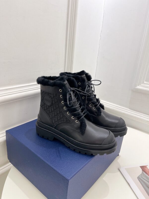 DIOR WOMEN’S BOOTS - Image 7
