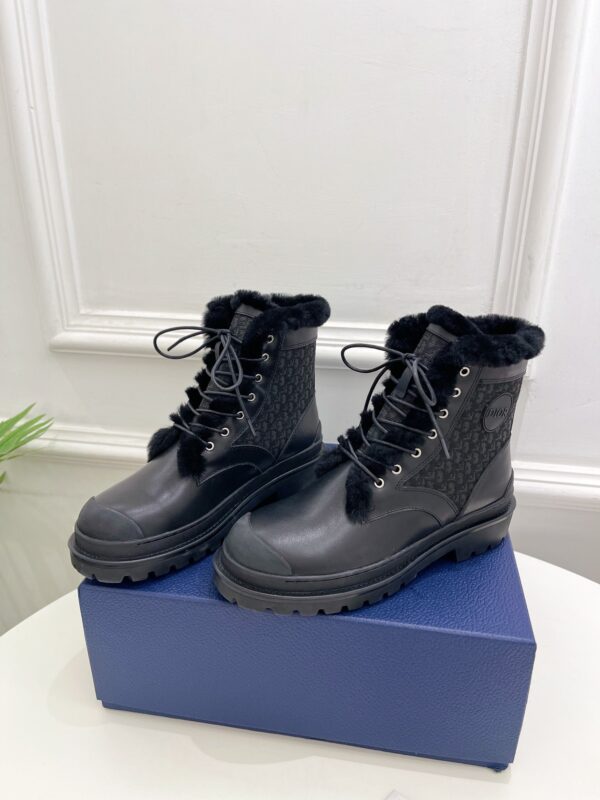 DIOR WOMEN’S BOOTS - Image 5