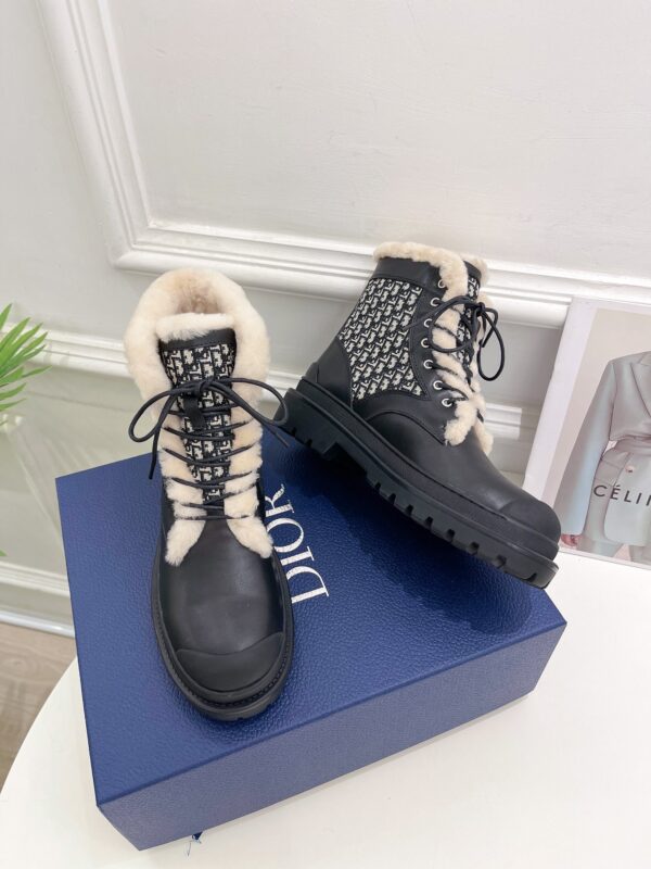 DIOR WOMEN’S BOOTS - Image 9