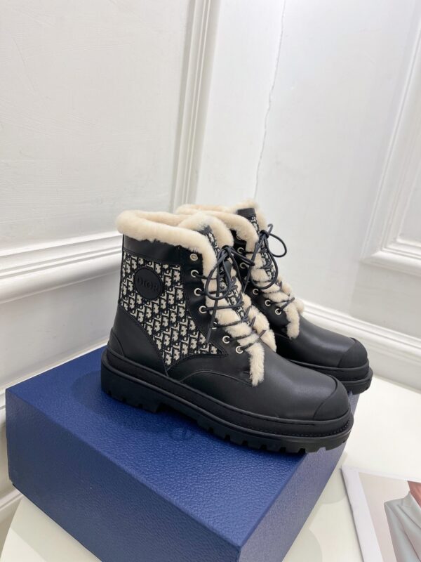 DIOR WOMEN’S BOOTS - Image 8