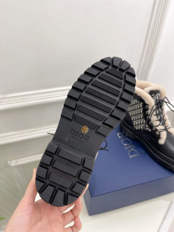 DIOR WOMEN’S BOOTS - Image 3
