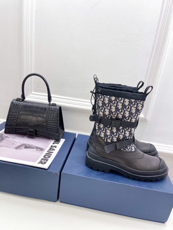 DIOR WOMEN’S BOOTS - Image 5