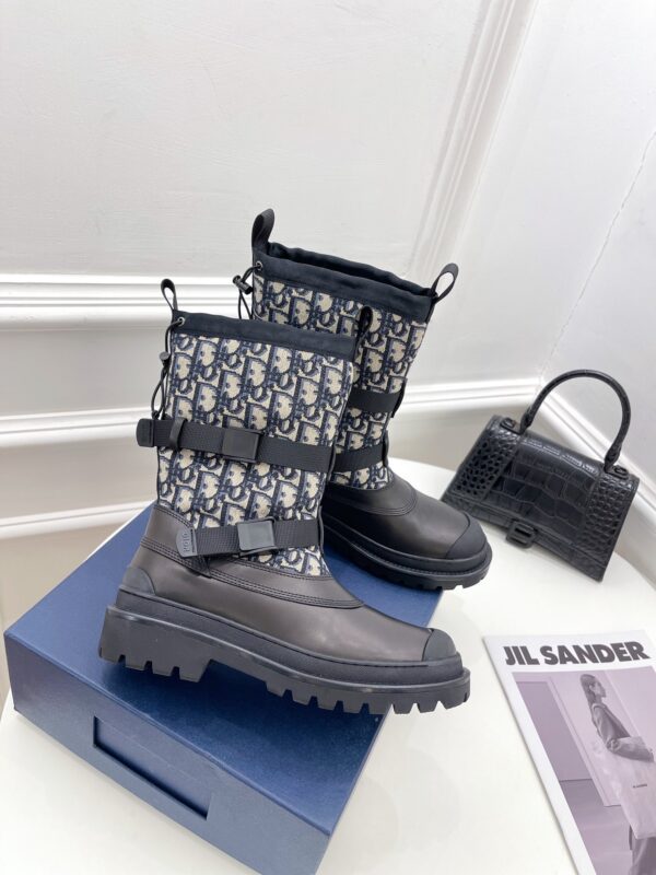 DIOR WOMEN’S BOOTS - Image 8