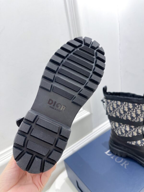 DIOR WOMEN’S BOOTS - Image 9