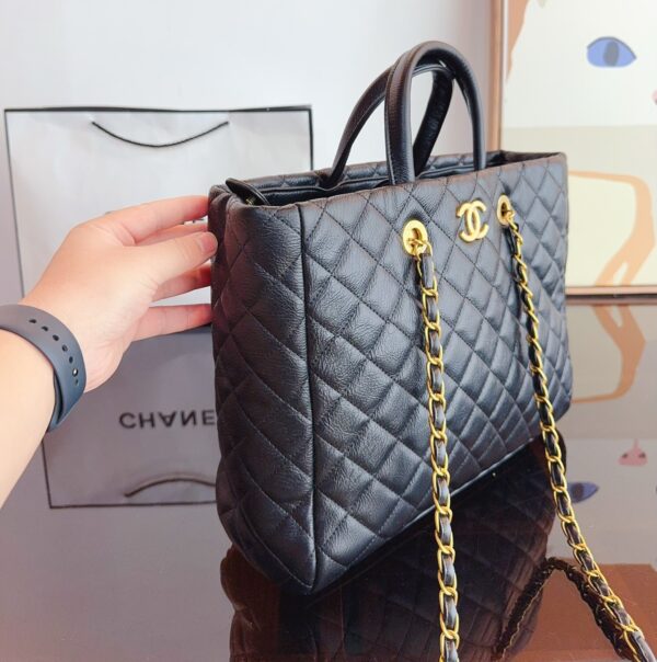CHANEL COCO HANDLE SHOPPING TOTE QUILTED CAVIAR - Image 3