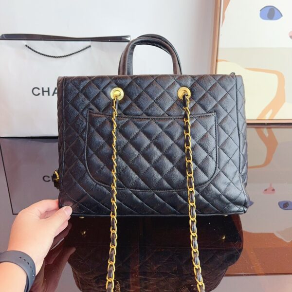 CHANEL COCO HANDLE SHOPPING TOTE QUILTED CAVIAR - Image 4