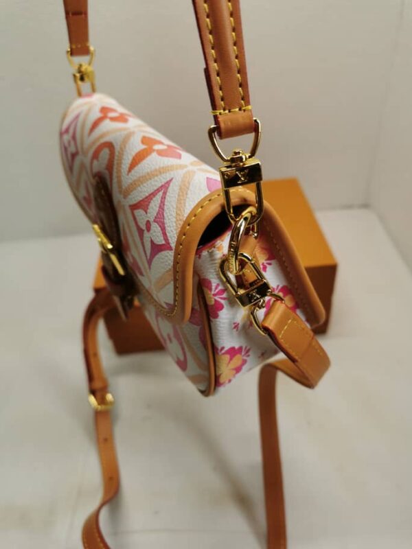 LOUIS VUITTON NANO DIANE BAG MONOGRAM CANVAS CORAL 20CM - Image 4