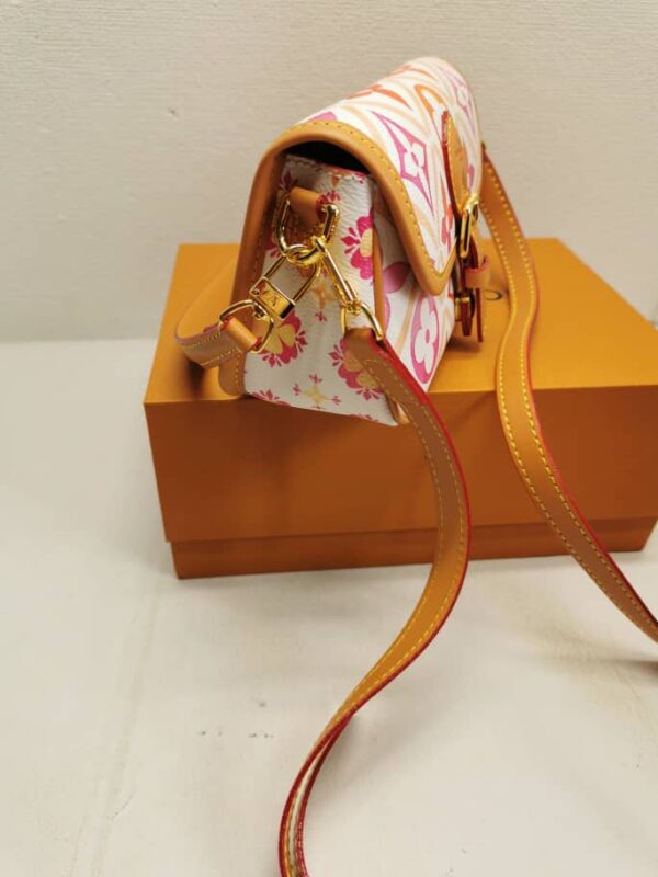 LOUIS VUITTON NANO DIANE BAG MONOGRAM CANVAS CORAL 20CM - Image 7