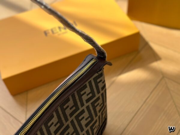 SIMPLY FENDI MEDIUM SHOULDER BAG - Image 7