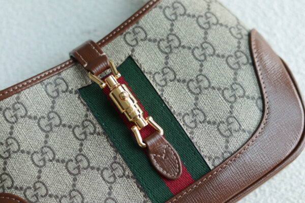 GUCCI MINI HOBO BAG IN GG SUPREME CANVAS - Image 2