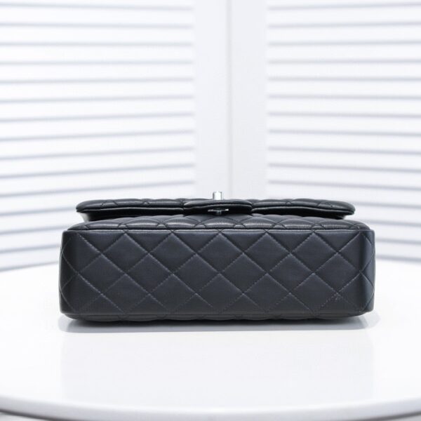 CHANEL SMALL CLASSIC FLAP BAG BLACK LEATHER WITH SILVER HARDARE 25CM - Image 3