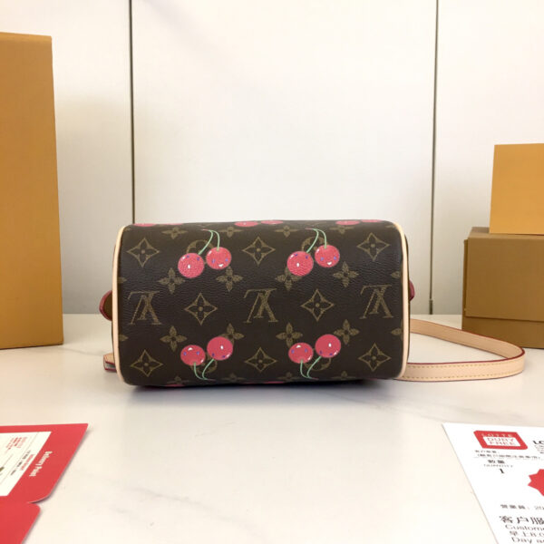 LOUIS VUITTON SPEEDY BANDOULIÈRE - Image 5