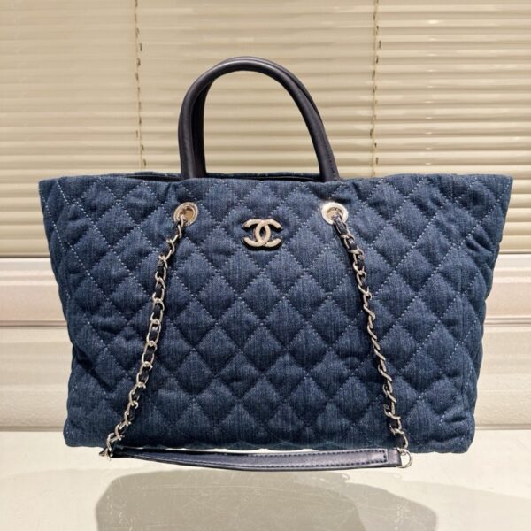 CHANEL QUILTED LARGE COCO HANDLE SHOPPING TOTE DENIM BLUE 37CM - Image 2