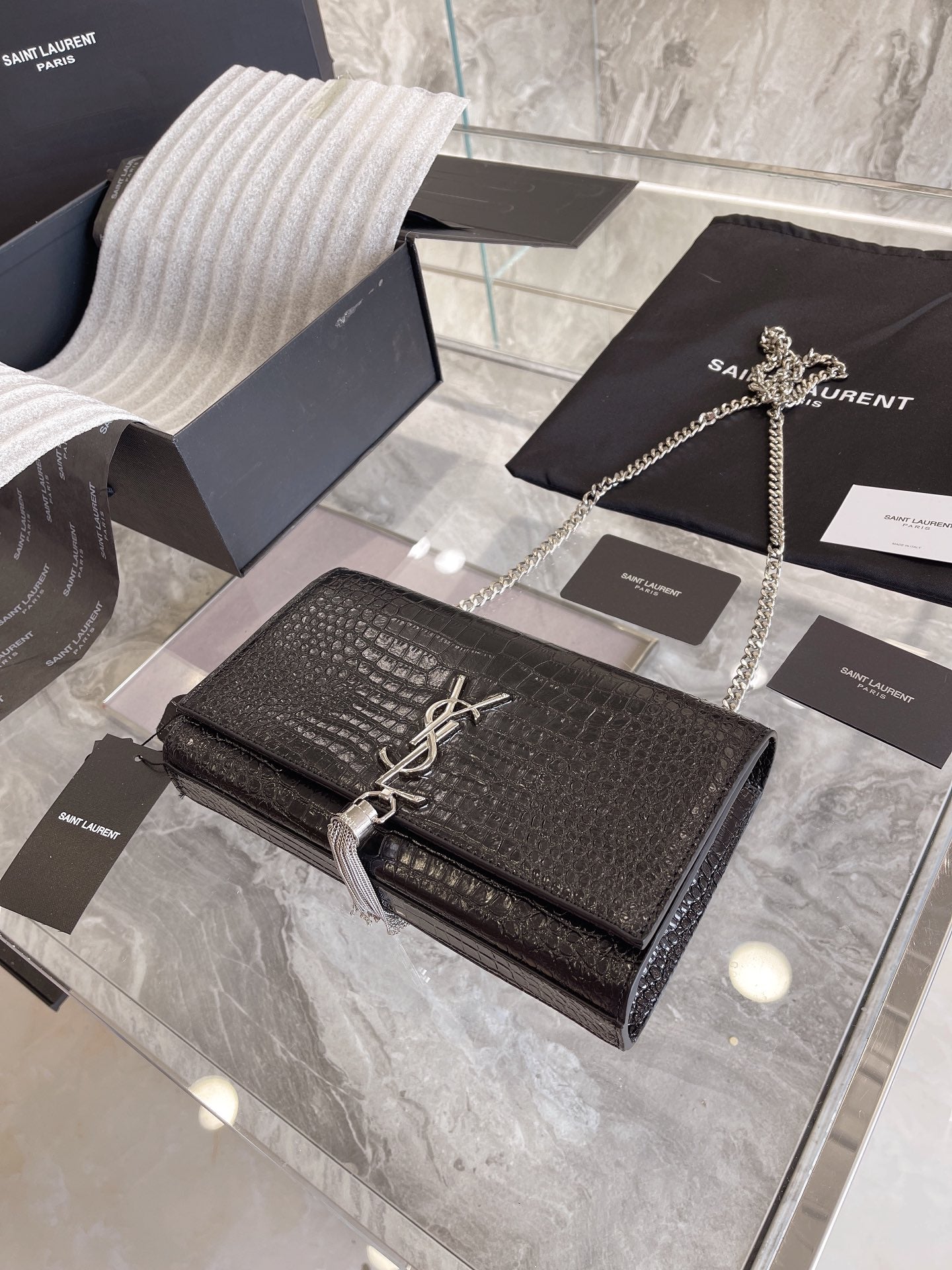 SAINT LAURENT KATE CHAIN BAG - Image 4