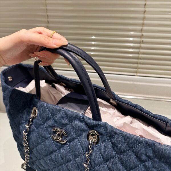 CHANEL QUILTED LARGE COCO HANDLE SHOPPING TOTE DENIM BLUE 37CM - Image 4