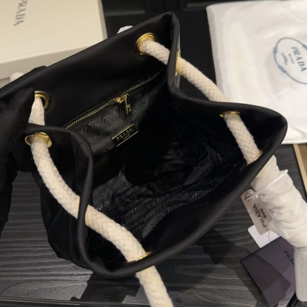 PRADA MARINER RE NYLON SMALL BUCKET BAG BLACK 22CM - Image 6