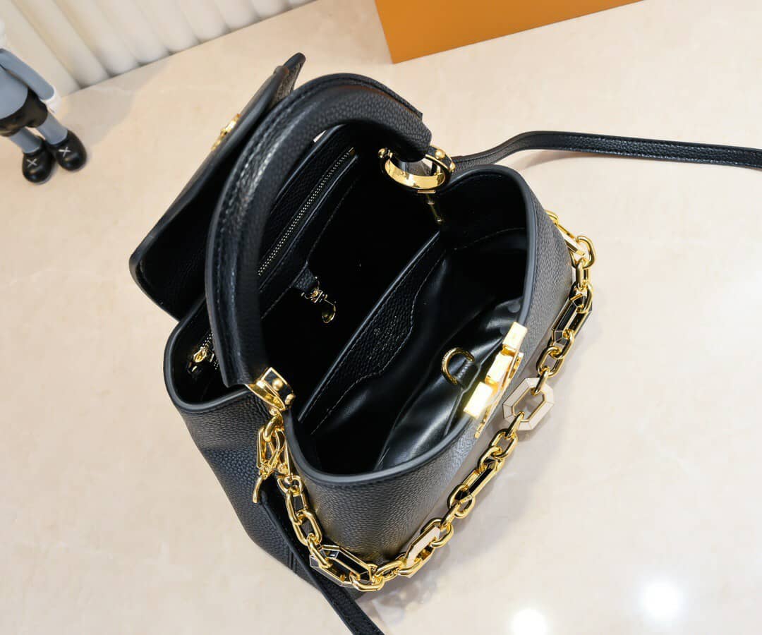 LOUIS VUITTON CAPUCINES BB BAG WITH CHARM BLACK 27CM - Image 7