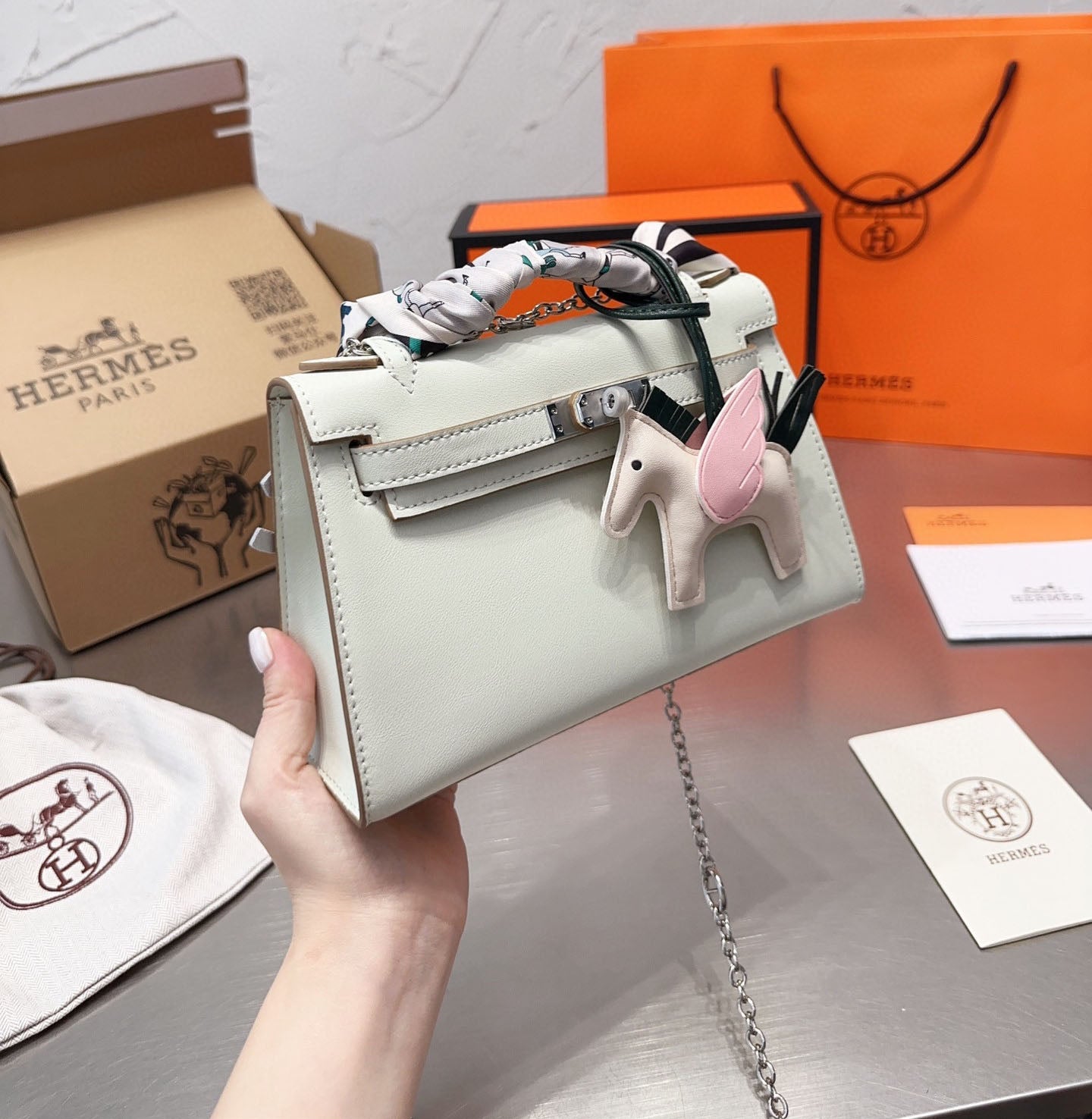 HM MINI KELLY LUXURY HANDBAG - Image 9